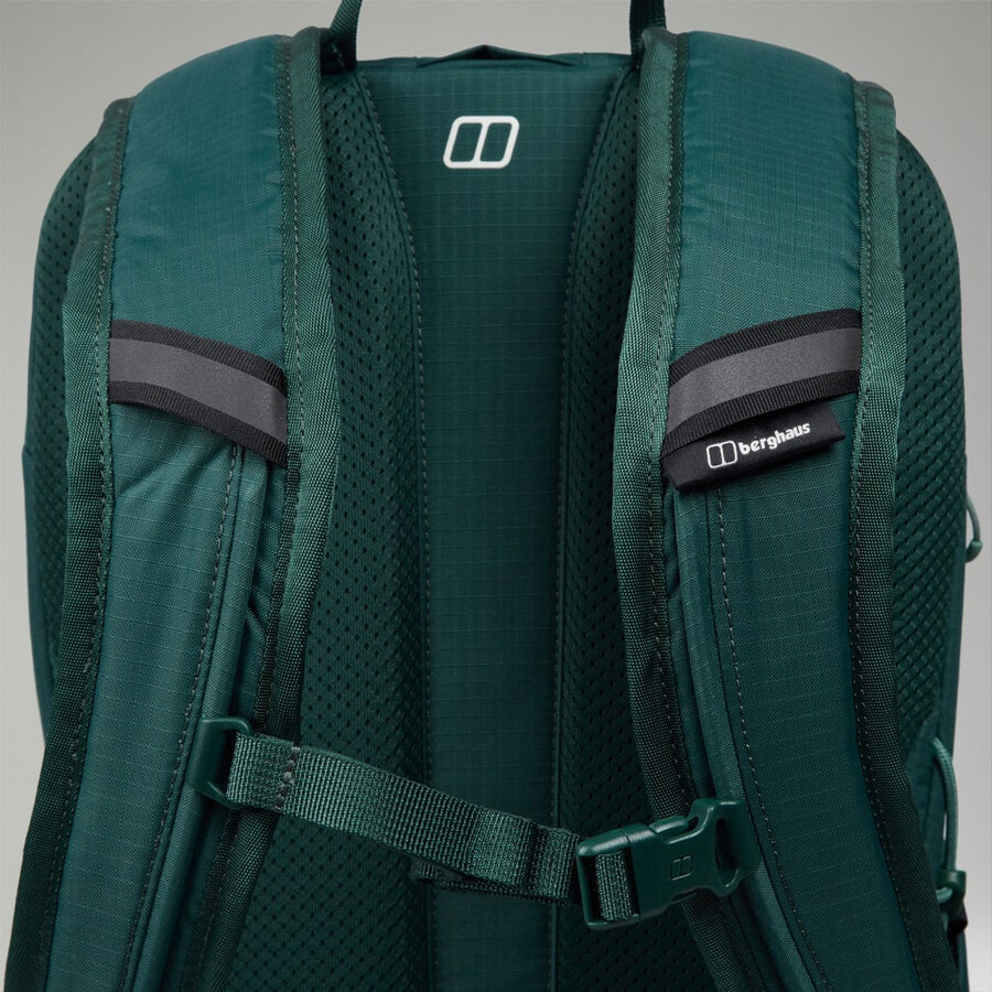 unisex 247 365 u18 rucksack - green berghaus