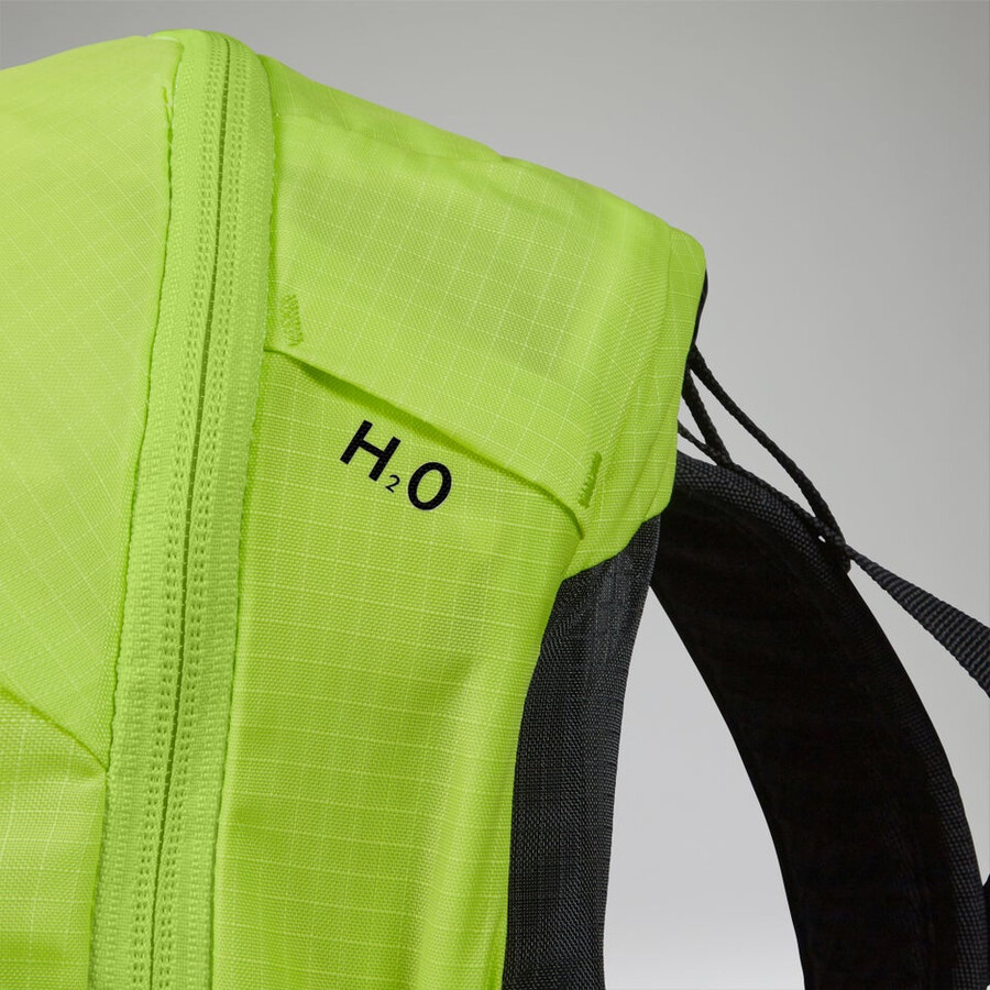 remote hike 23l rucksack - yellow berghaus