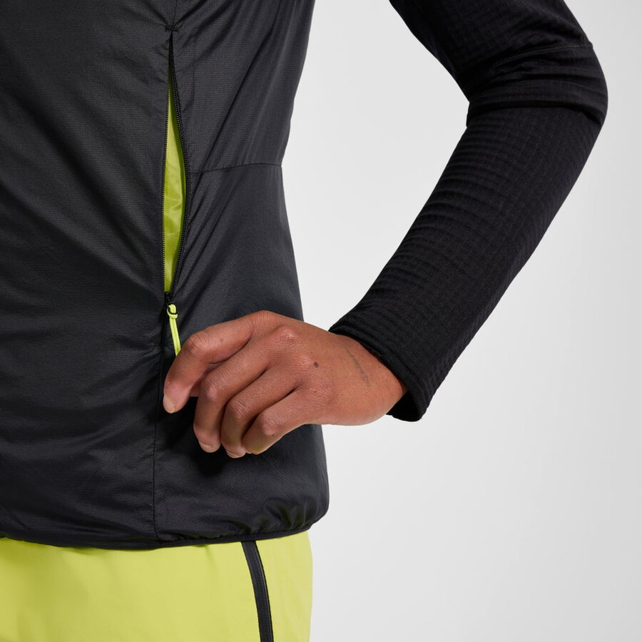 womens mtn arete synthetic vest - black berghaus